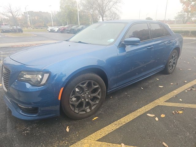 2023 Chrysler 300 Touring L