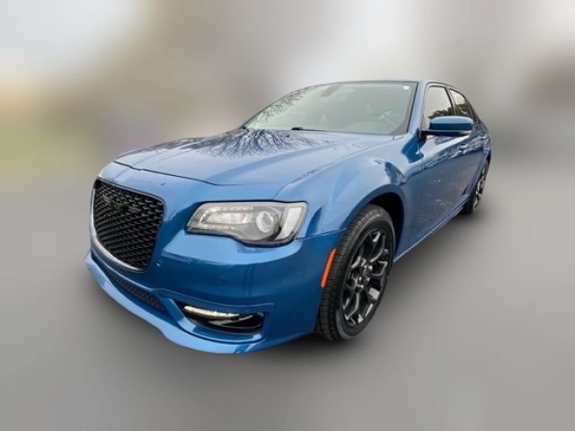 2023 Chrysler 300 Touring L