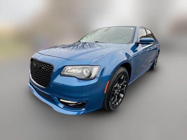 2023 Chrysler 300 Touring L