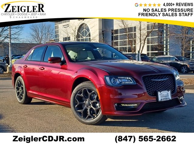 2023 Chrysler 300 Touring L