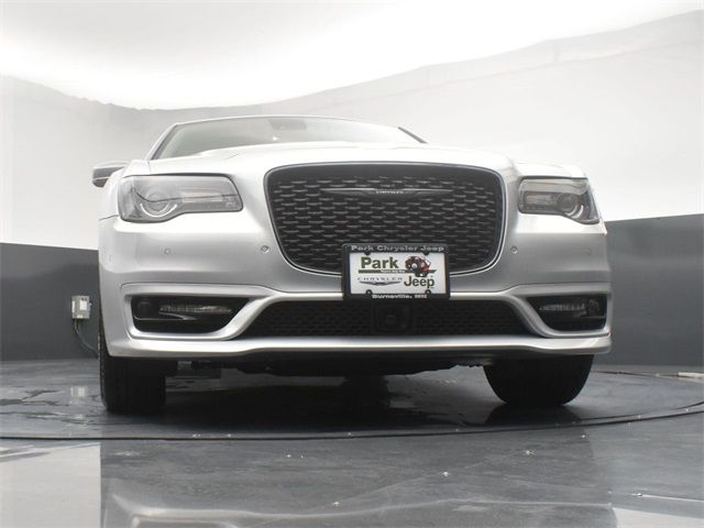 2023 Chrysler 300 Touring L