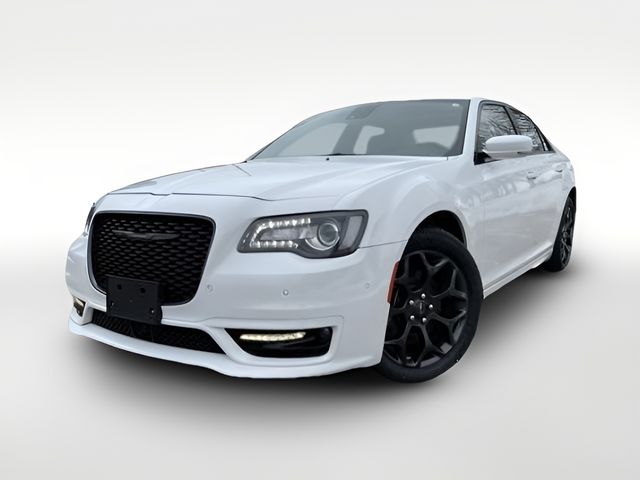 2023 Chrysler 300 300 Touring L