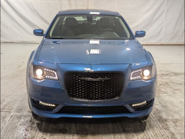 2023 Chrysler 300 Touring L