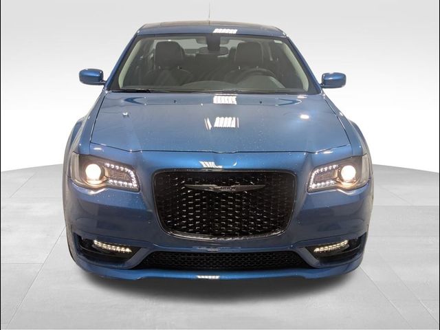 2023 Chrysler 300 Touring L