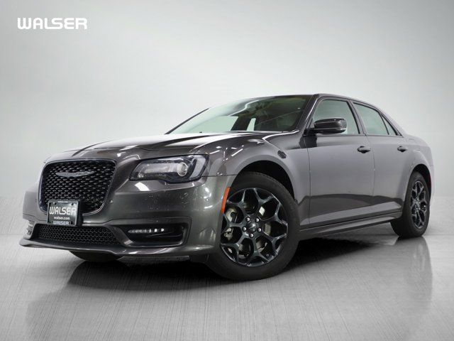 2023 Chrysler 300 Touring L