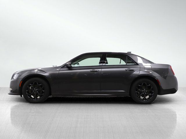 2023 Chrysler 300 Touring L