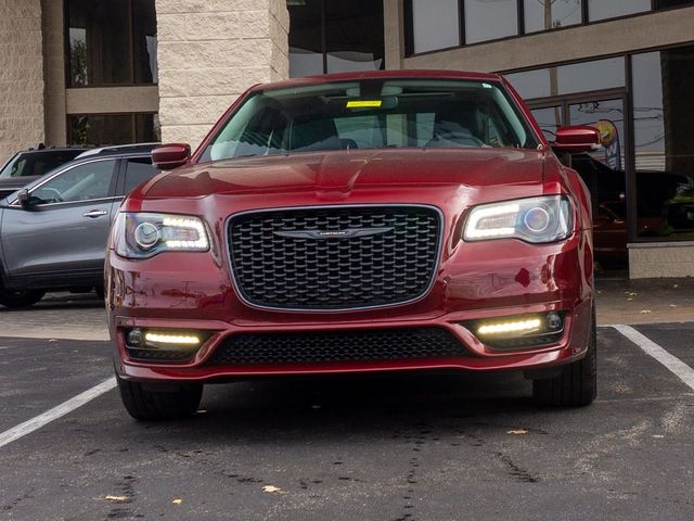 2023 Chrysler 300 Touring L