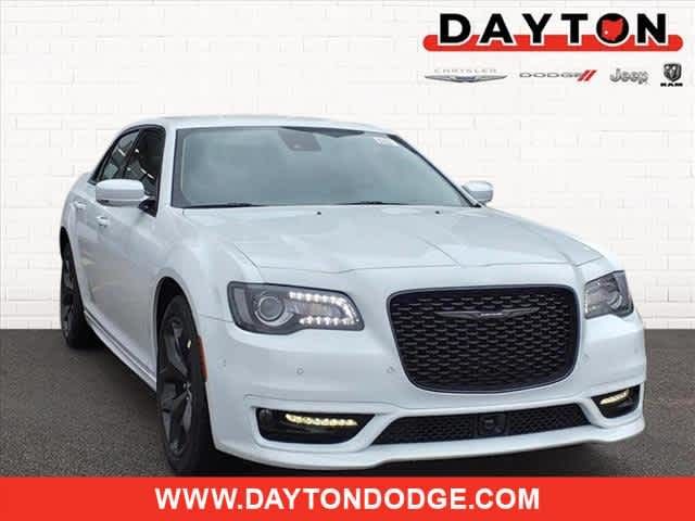 2023 Chrysler 300 Touring L