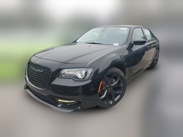 2023 Chrysler 300 Touring L