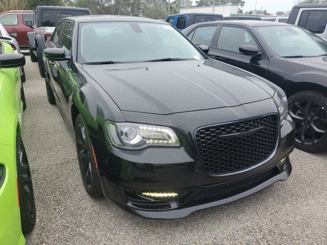 2023 Chrysler 300 Touring L