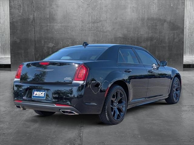 2023 Chrysler 300 Touring L