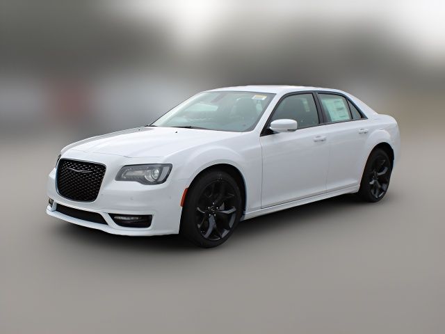 2023 Chrysler 300 Touring L