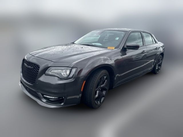 2023 Chrysler 300 Touring L