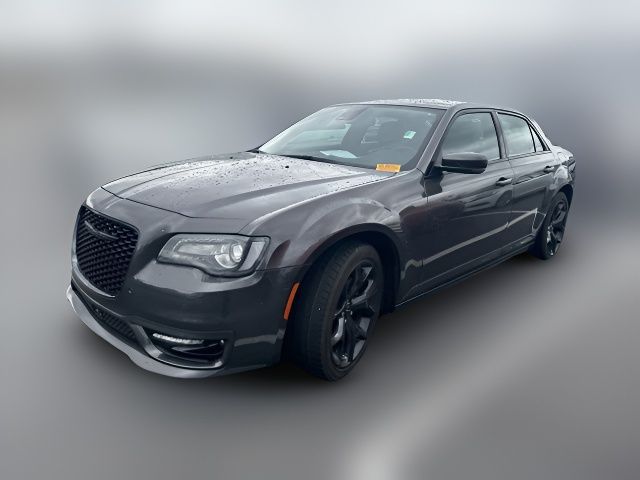 2023 Chrysler 300 Touring L