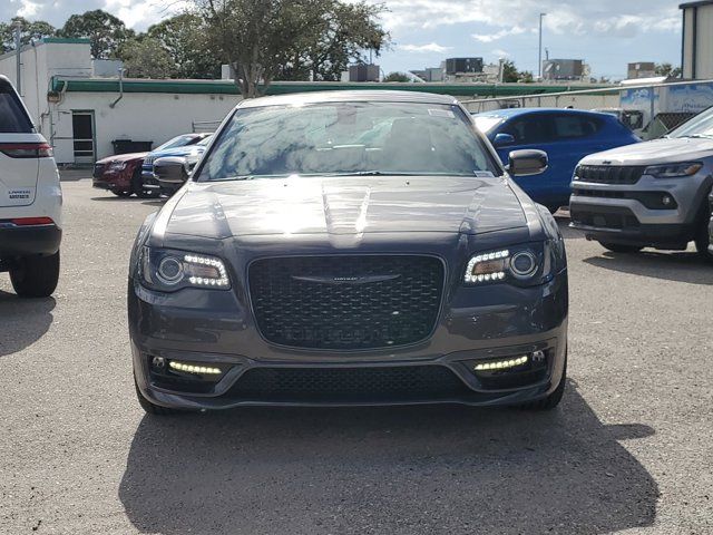 2023 Chrysler 300 Touring L