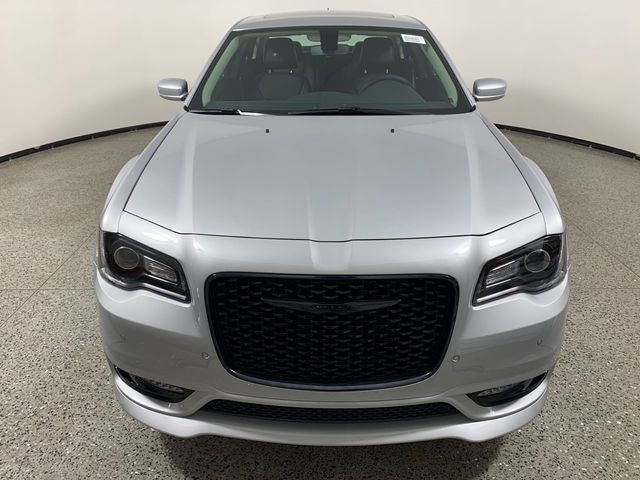 2023 Chrysler 300 Touring L