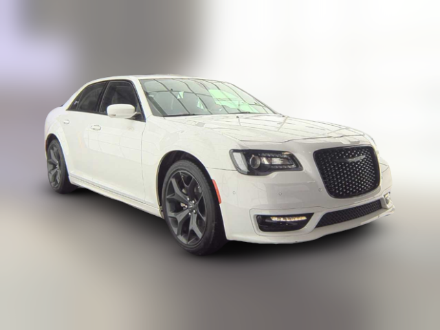 2023 Chrysler 300 Touring L