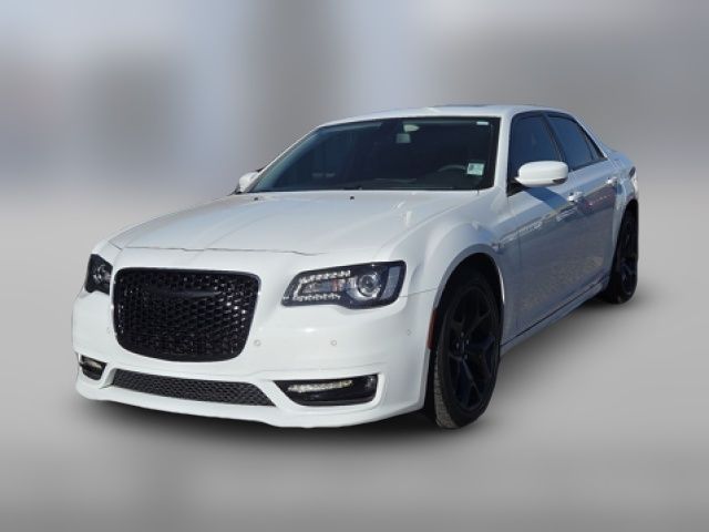 2023 Chrysler 300 Touring L