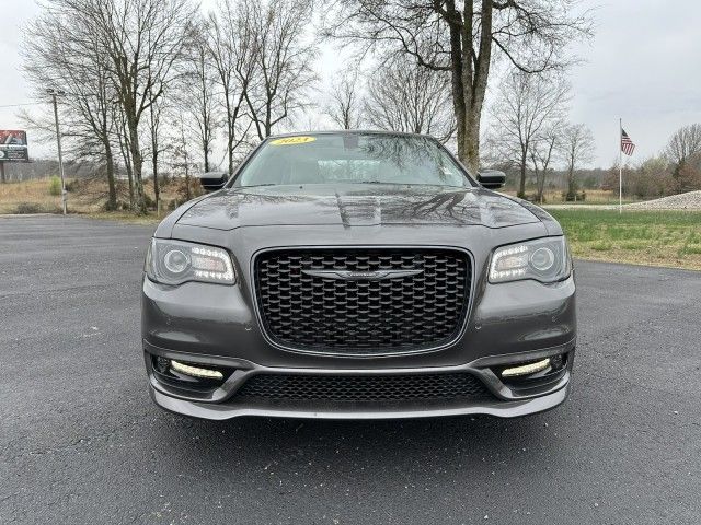 2023 Chrysler 300 Touring L