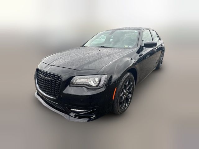 2023 Chrysler 300 Touring L