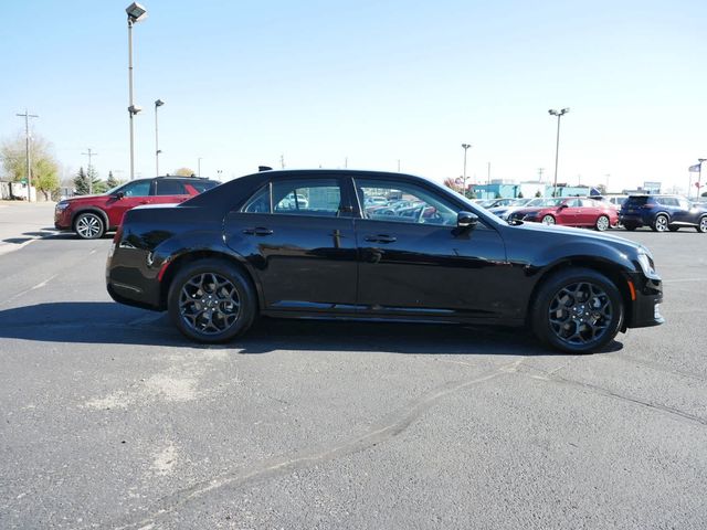 2023 Chrysler 300 Touring L