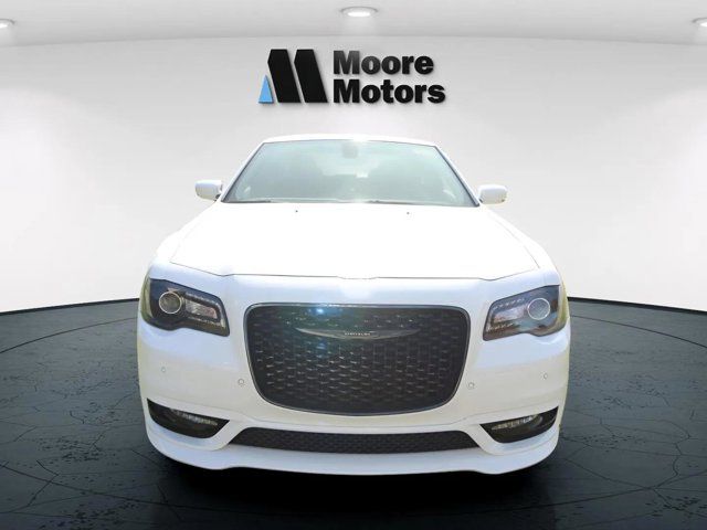 2023 Chrysler 300 Touring L