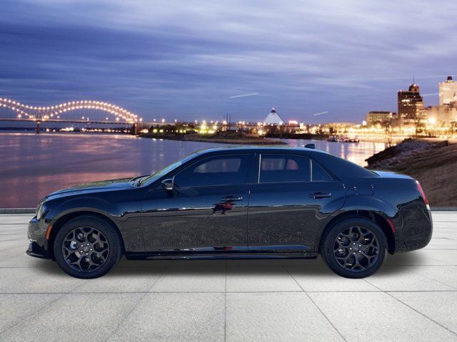 2023 Chrysler 300 Touring L