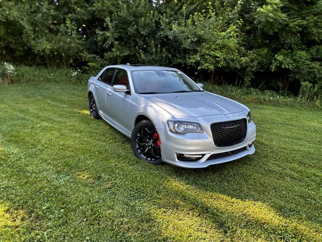 2023 Chrysler 300 Touring L