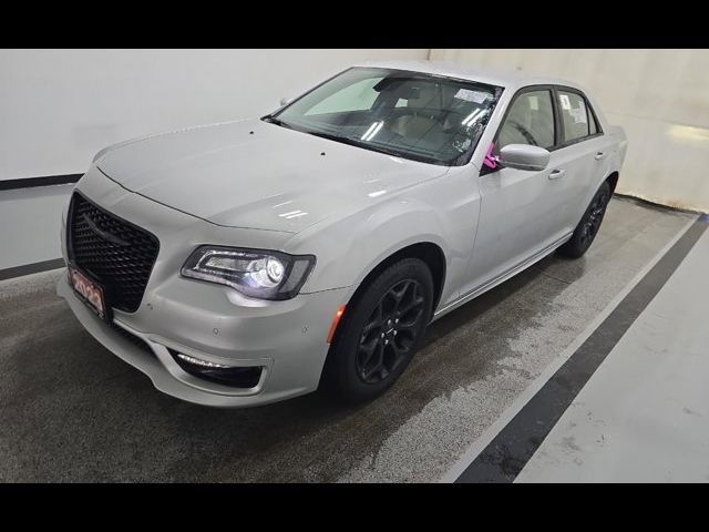 2023 Chrysler 300 300 Touring L