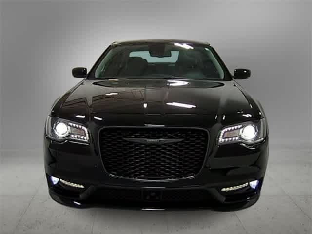 2023 Chrysler 300 Touring L