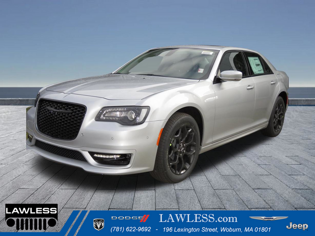 2023 Chrysler 300 Touring L