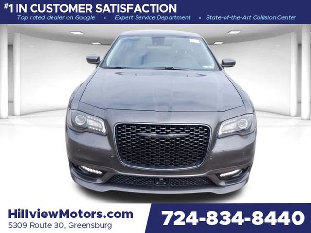 2023 Chrysler 300 Touring L