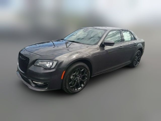 2023 Chrysler 300 Touring L