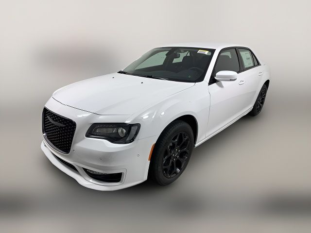 2023 Chrysler 300 Touring L