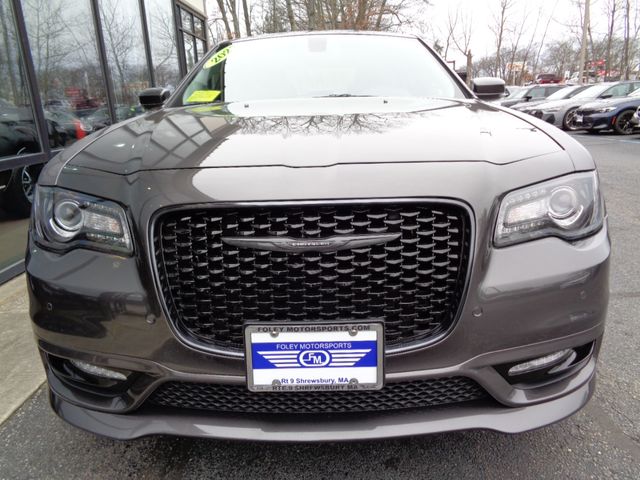 2023 Chrysler 300 Touring L