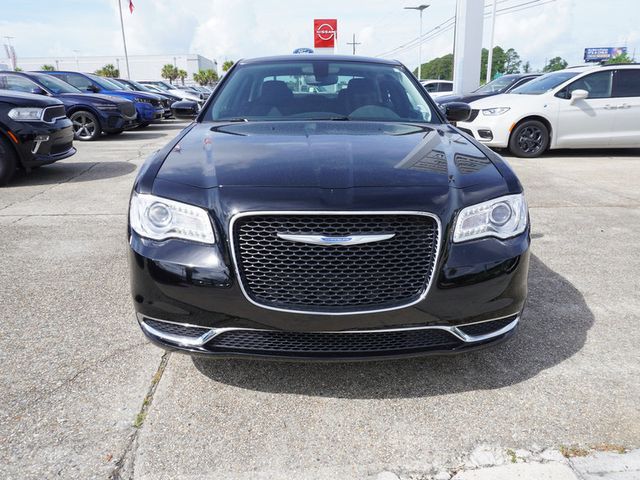 2023 Chrysler 300 Touring