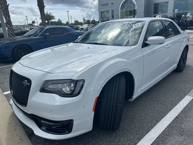 2023 Chrysler 300 300C