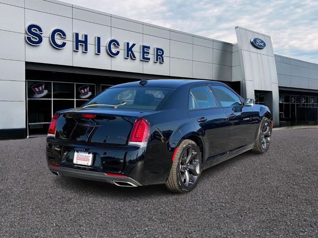 2023 Chrysler 300 300S