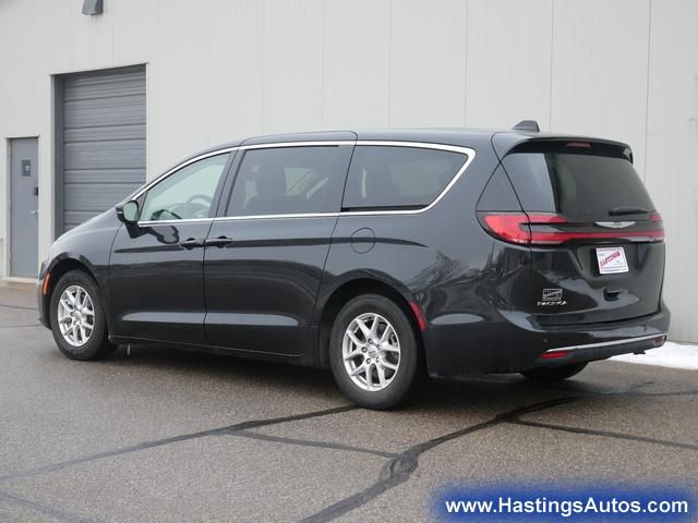 2023 Chrysler Pacifica Touring-L