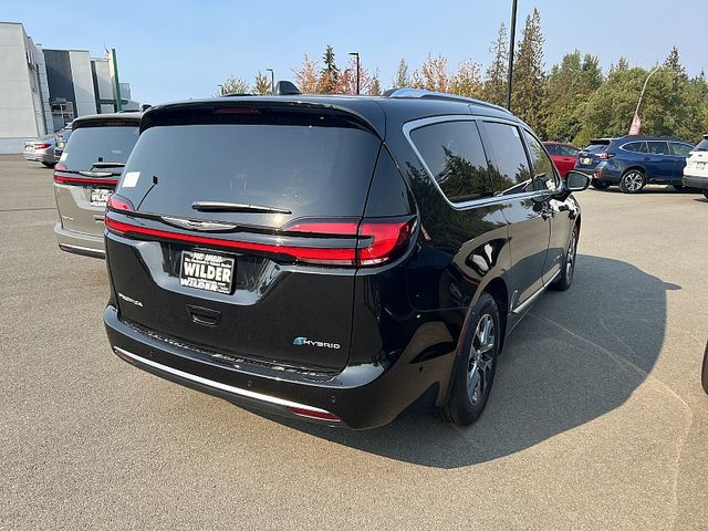 2023 Chrysler Pacifica Hybrid Pinnacle