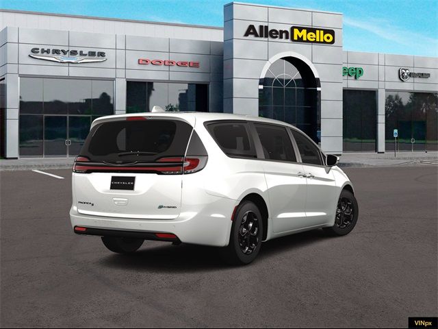 2023 Chrysler Pacifica Hybrid Limited