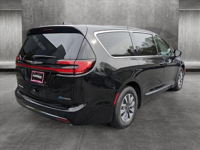 2023 Chrysler Pacifica Hybrid Limited