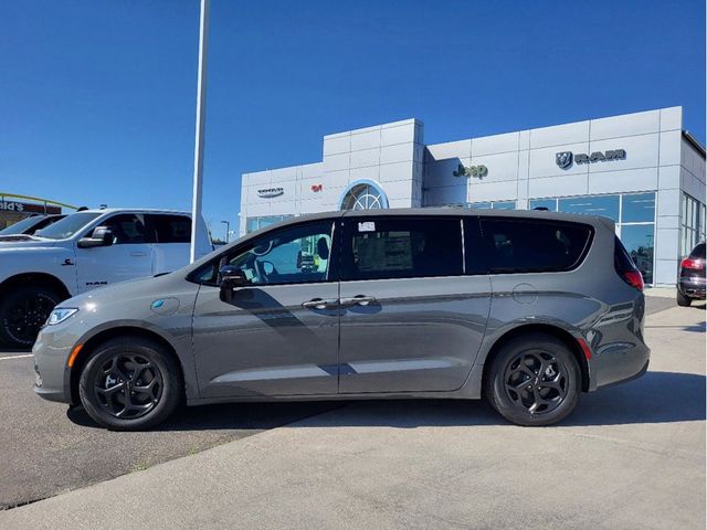 2023 Chrysler Pacifica Hybrid Limited