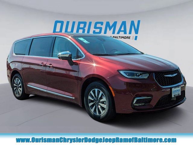 2023 Chrysler Pacifica Hybrid Limited