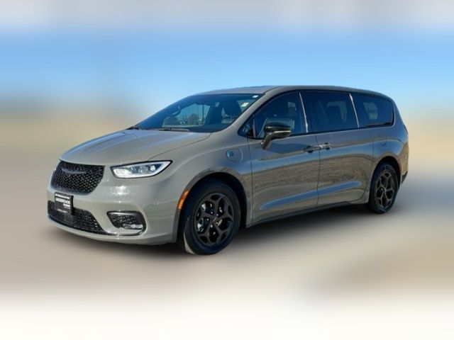 2023 Chrysler Pacifica Hybrid Limited