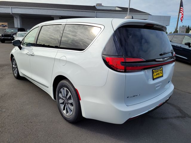 2023 Chrysler Pacifica Hybrid Limited