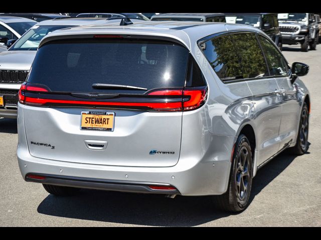 2023 Chrysler Pacifica Hybrid Limited