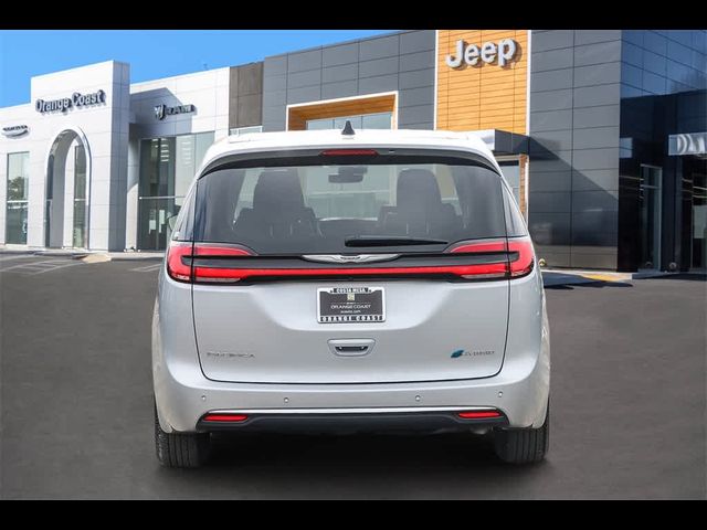 2023 Chrysler Pacifica Hybrid Limited