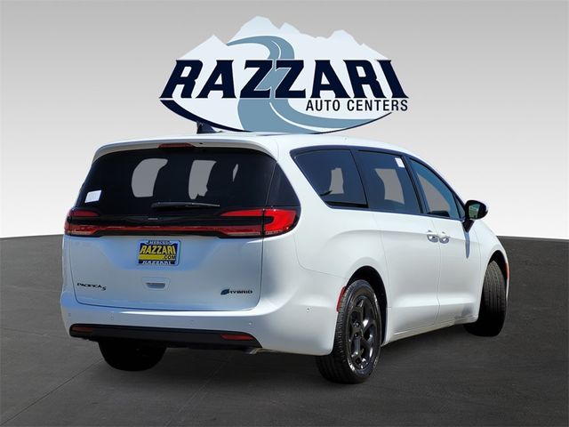 2023 Chrysler Pacifica Hybrid Limited