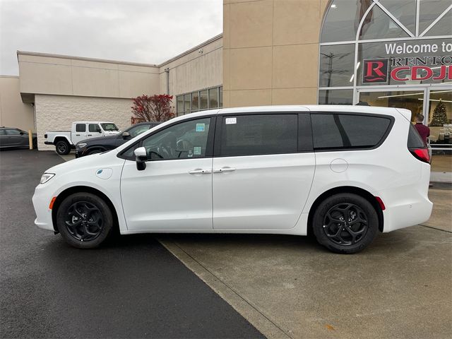 2023 Chrysler Pacifica Hybrid Limited